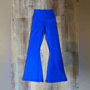 NWOT Offline By Aerie Real Me High Waisted Crossover Front Flare Blue Legging 😎